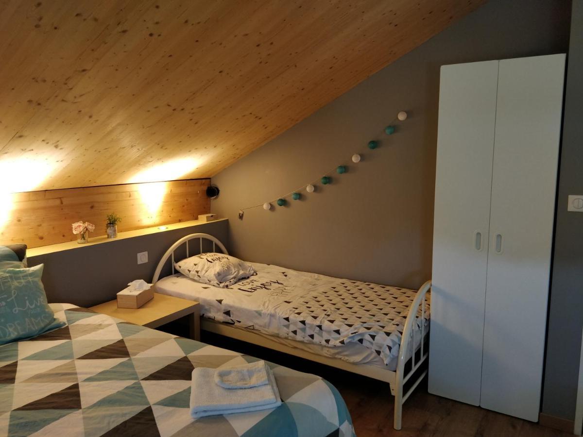 Chambre Chaleureuse Chez L'Habitant Peronnas Buitenkant foto